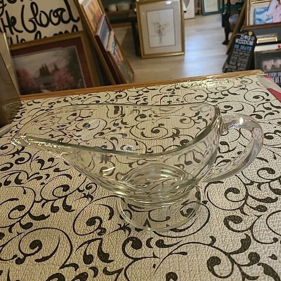 Crisa Libbey Glass Gravy Boat - Picture 1 of 8
